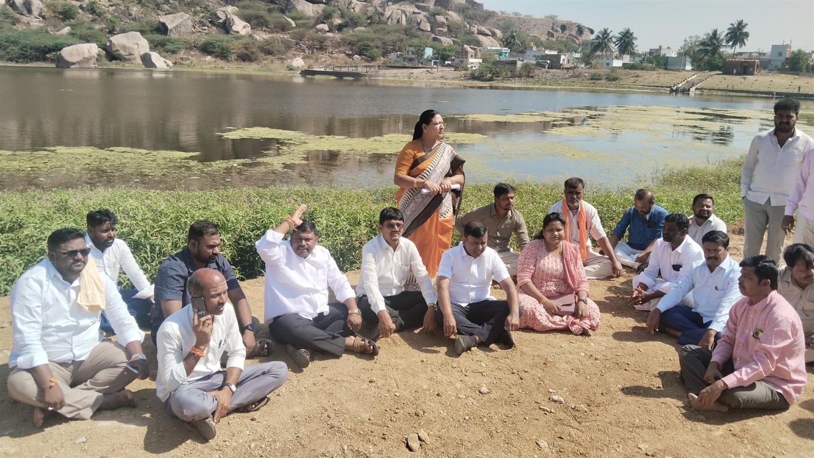 ಕೊಪ್ಪಳ ಹುಲಿಕೆರೆ ಒತ್ತುವರಿ ಆರೋಪ ಬಿಜೆಪಿ ಪ್ರತಿಭಟನೆ