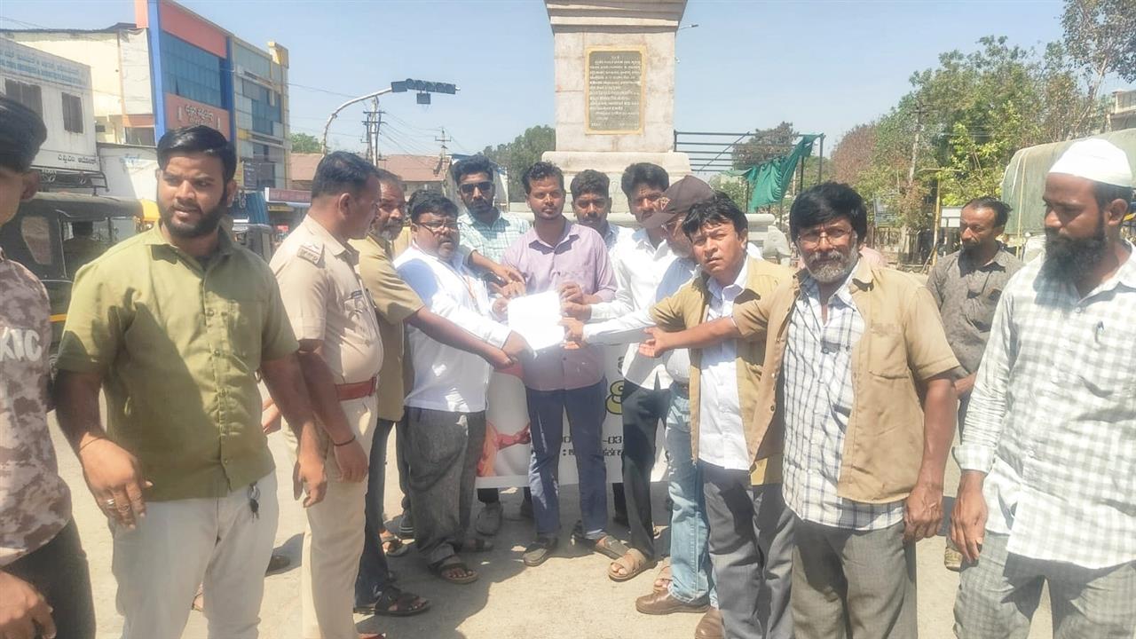 ಆಟೋರಿಕ್ಷಾ  LPG ಬೆಲೆ ಏರಿಕೆ ಇಳಿಸಲು SDPI ಮನವಿ