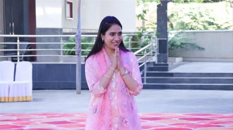 ಯುದ್ದ ಸ್ಥಿತಿ : ದುಬೈನಲ್ಲಿ ಉಳಿದುಕೊಂಡಿರುವ ರಾಯರಡ್ಡಿ ಪುತ್ರಿ