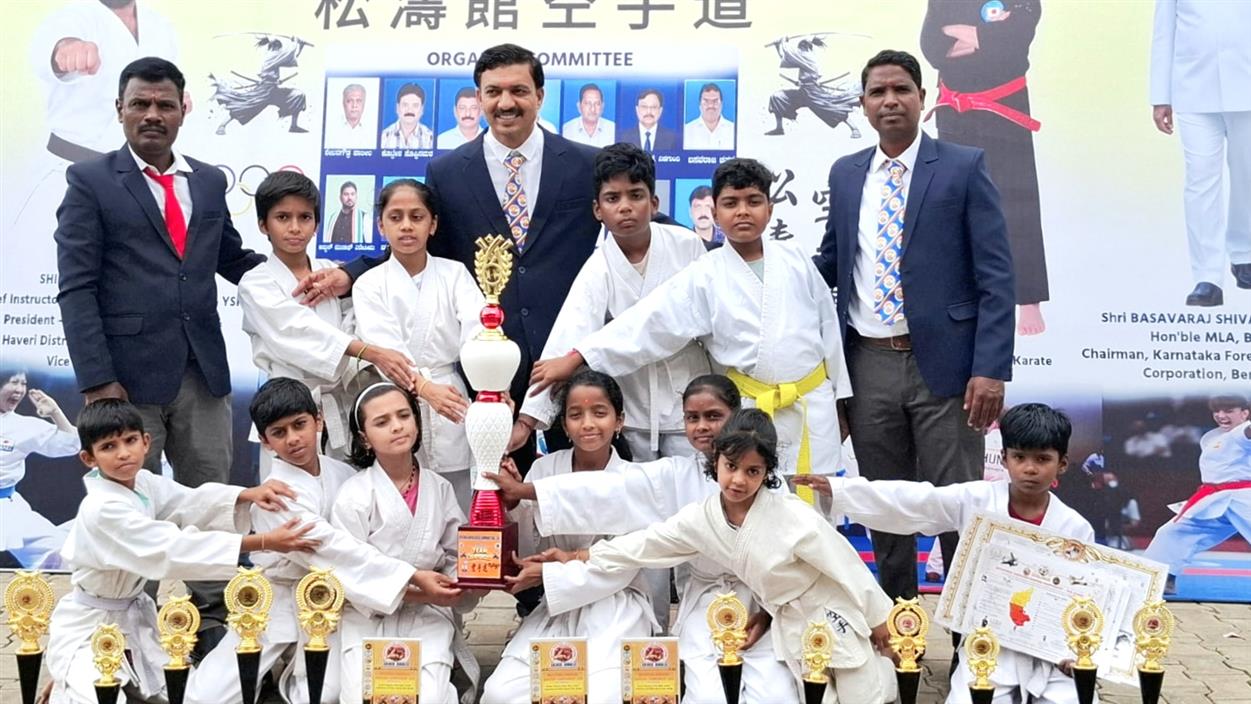 ಕರಾಟೆ ಸ್ಪರ್ಧೆ : ಕೊಪ್ಪಳದ ಭೂಮಿ ಫೌಂಡೇಶನ್ ಸಾಧನೆ