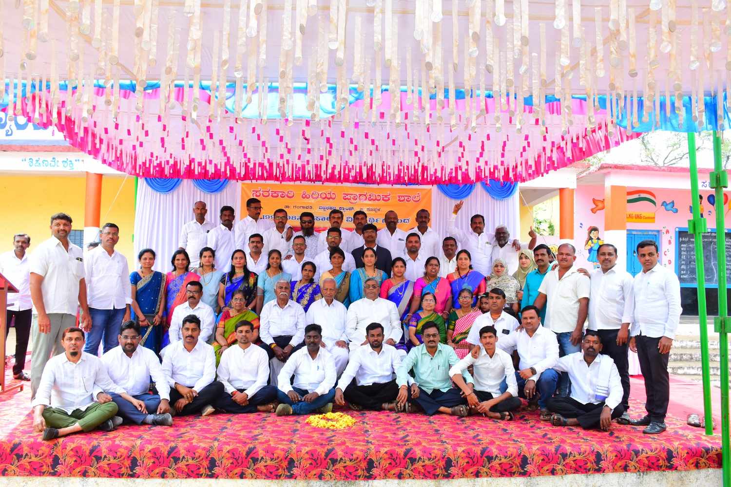 ವಡ್ಡರಹಟ್ಟಿ ಕ್ಯಾಂಪ್ ಸರ್ಕಾರಿ ಶಾಲೆಯಲ್ಲಿ ‌ಮೊದಲ‌ ಬಾರಿಗೆ ಗುರುವಂದನೆ