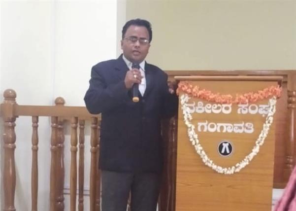 ಕೊಪ್ಪಳ: ವಾದ ಮಂಡಿಸುವಾಗಲೇ ಕುಸಿದು ಬಿದ್ದ ಹಿರಿಯ ವಕೀಲ ಸಾವು!