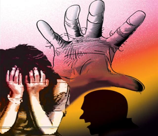 ಕೊಪ್ಪಳ: ಅಪ್ರಾಪ್ತೆ ಮೇಲೆ ಲೈಂಗಿಕ ದೌರ್ಜನ್ಯ, ವಿಡಿಯೋ ವೈರಲ್:   7 ಮಂದಿ ಕಾಮಪಿಶಾಚಿಗಳ ವಿಕೃತಿ, ಆರೋಪಿಗಳ ಬಂಧನ!