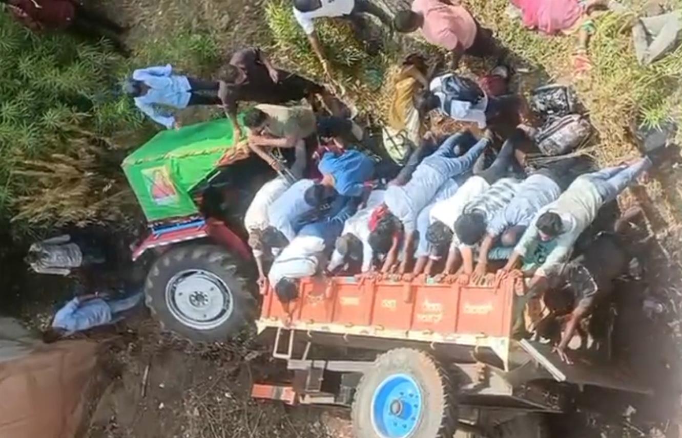 ಟಿಬಿ ಡ್ಯಾಂ ಬಳಿ ಭೀಕರ ಅಪಘಾತ: ಮಗು ಸೇರಿ ಆರು ಜನರ ಸಾವು
