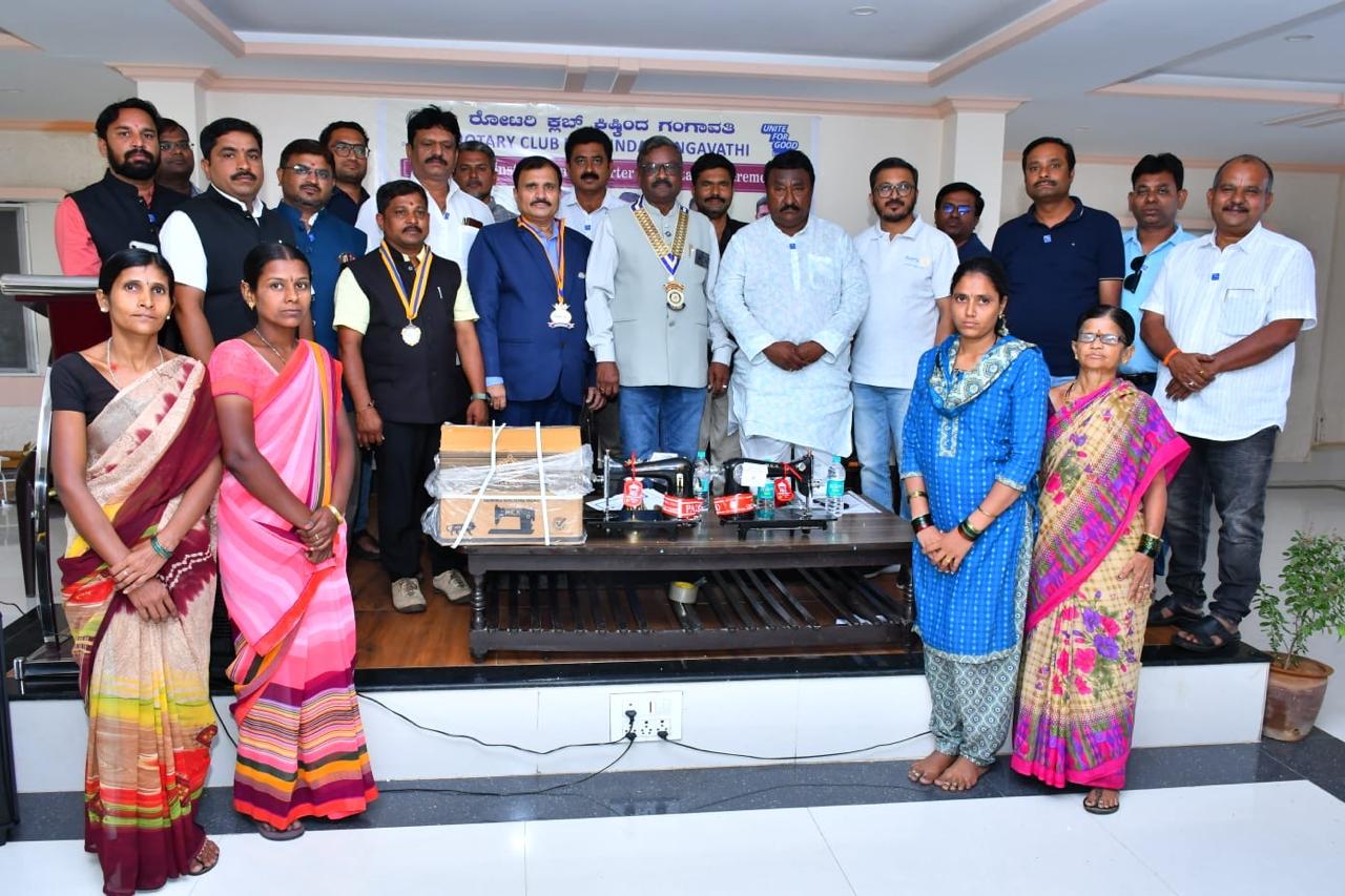 ಗಂಗಾವತಿ ರೋಟರಿ ಕ್ಲಬ್ ನೂತನ ಪದಾಧಿಕಾರಿಗಳ ಪದಗ್ರಹಣ